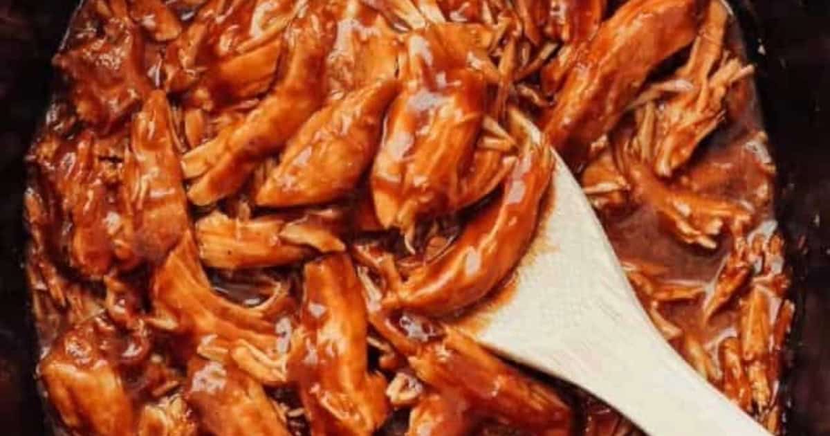 Your Easiest BBQ Pulled Chicken: Slow Cooker Perfection, No Grill Needed